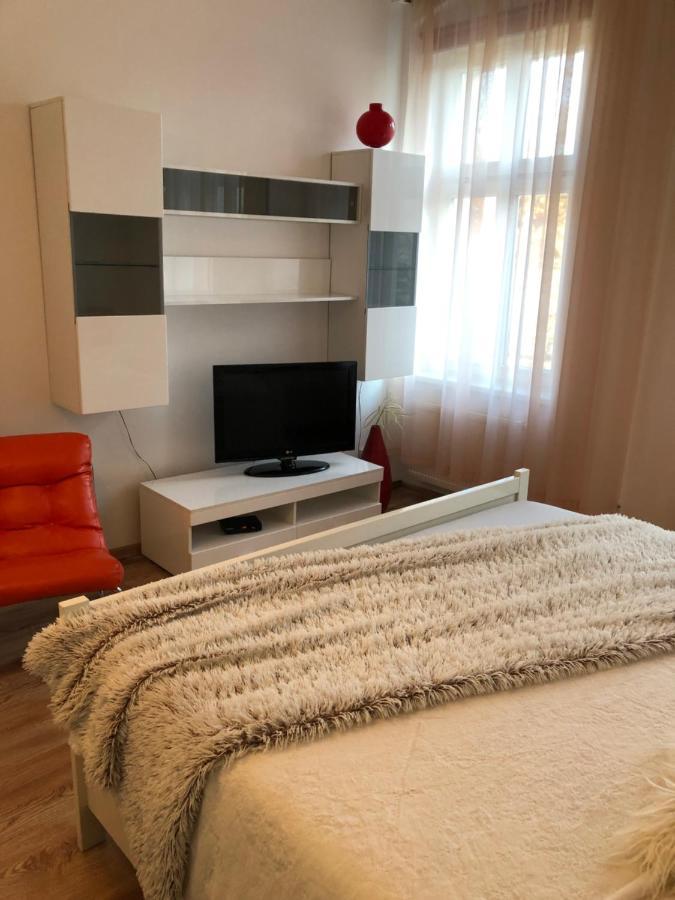 Apartmány Galeta Karlovy Vary Esterno foto
